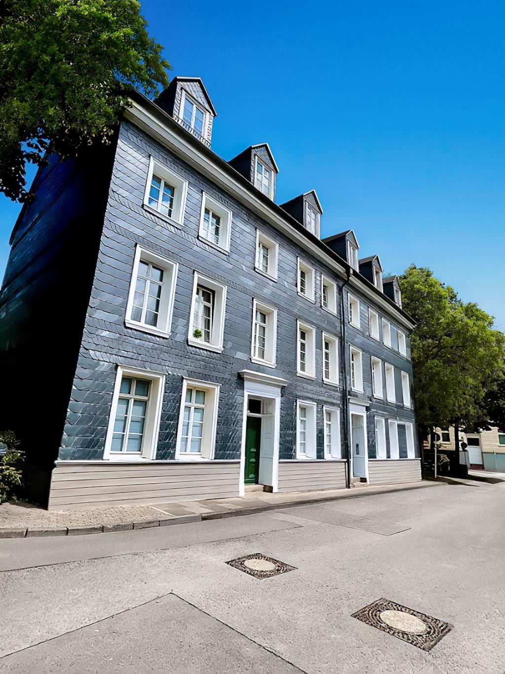 Smart Home - Wuppertal - Perfect For 4 Guests! Central - Netflix - Schwebebahn - Free Parking Zone Exteriör bild